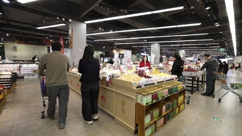 政府發(fā)券 商場讓利 餐廳排隊，安源“五一”消費市場熱氣騰騰